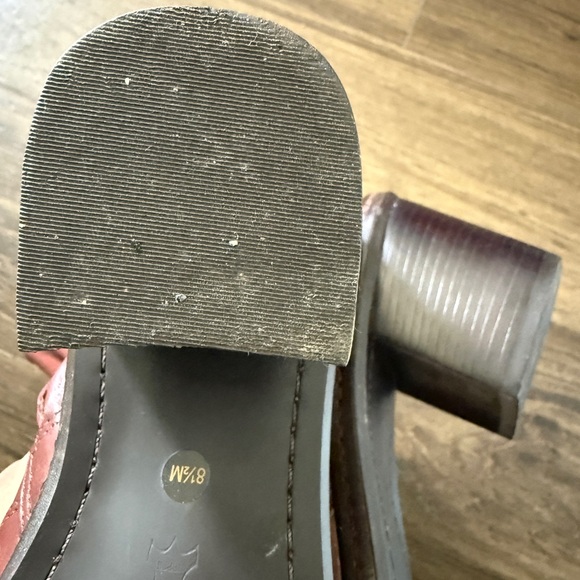 Gianni Bini Red Heeled Boots Sleek Suede Design - Picture 6 of 9